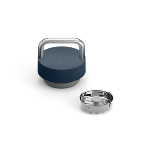 Tampa azul em aço inoxidável com pega para transporte e ecrã de fluxo separado, parte da Fellow, EspressoGear, Últimas novidades, tudo sobre café.