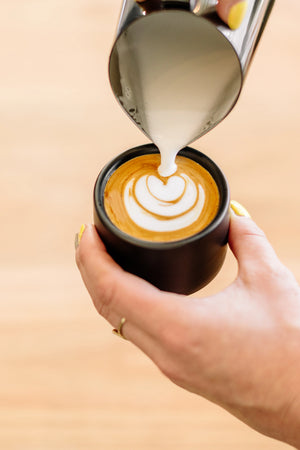 Máquina de Espresso Série 1 para Preparar Café – Preta