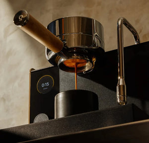 Máquina de Espresso Série 1 para Preparar Café – Preta