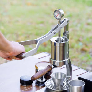 Máquina de espresso Aleman 2P com alavanca manual | Base e bandeja de gotas em aço inoxidável
