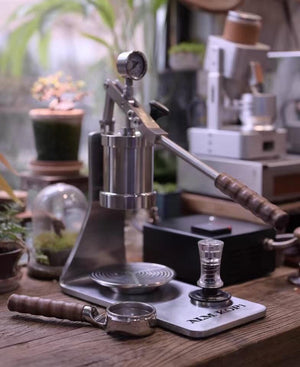 Máquina de café expresso Aleman Sniper com alavanca manual | Precision Tower em aço inoxidável