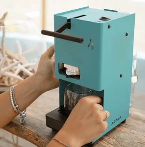 Aroma E.GO – Portabel italiensk espressomaskin för pods - Barista och Espresso