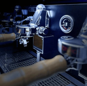 La Nuova Era Altea Anniversario 2 - grupo Máquina de espresso comercial - Barista e Espresso