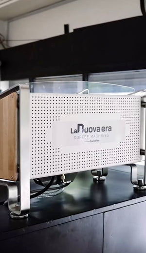 La Nuova Era IRON 2 - grupp Kommersiell multiboiler espressomaskin - Barista och Espresso